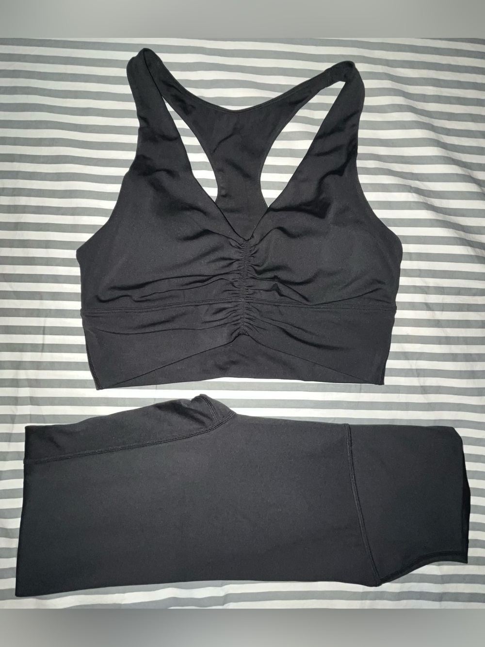 Paragon Reluna High-Rise Sculptseam Legging + Ruched Bra in Black Size M